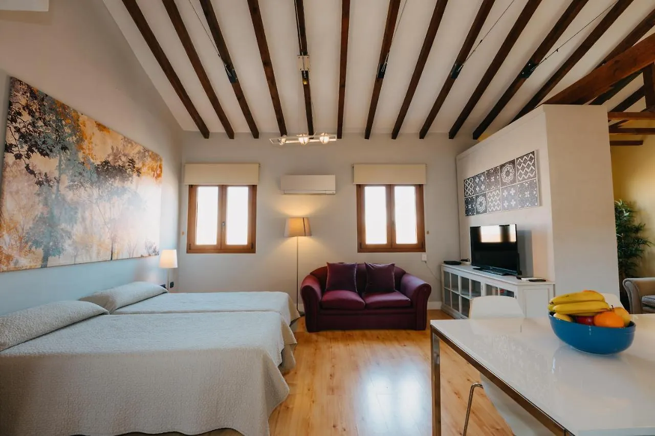 Bed & Breakfast Top2Stay Málaga